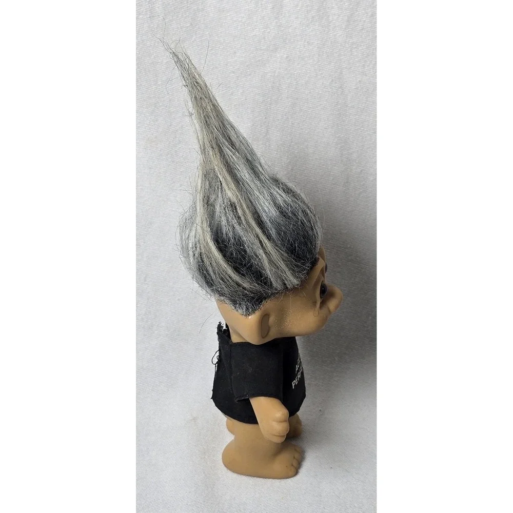 Russ Troll Doll Figure # 18320 Aged To‎ Perfection Tshirt Gray Hair 90's Vintage